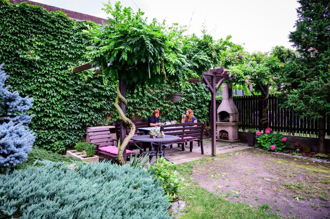 Vila Lumir Poděbrady Extérieur photo